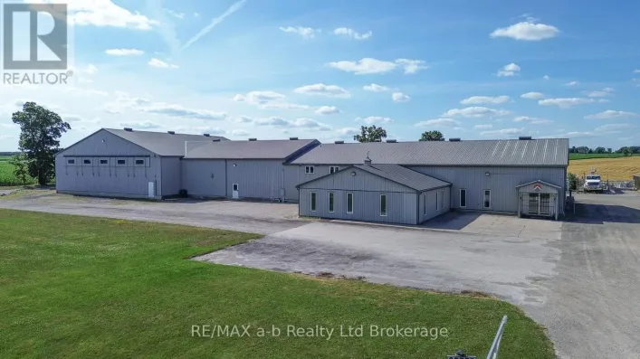 15456 ELGINFIELD ROAD, Lucan Biddulph