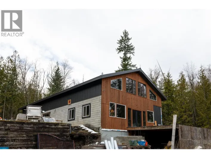 1546 Blind Bay Road, Blind Bay