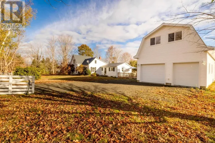 1546 Spurr Road, Round Hill