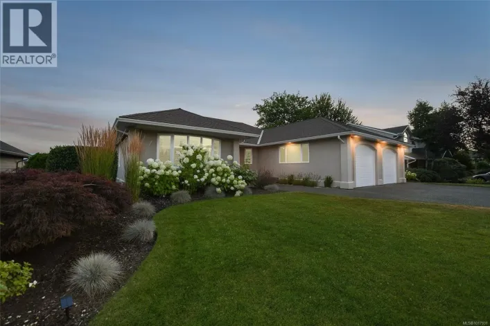 1547 Trumpeter Cres, Courtenay