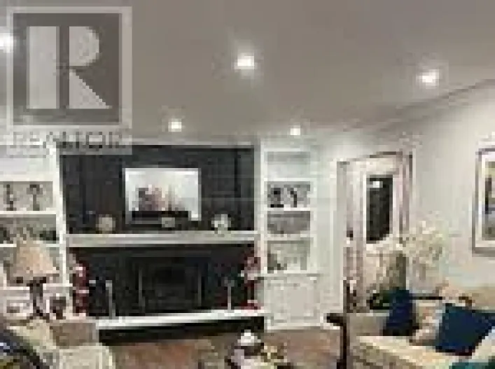 15482 LESLIE STREET, Aurora