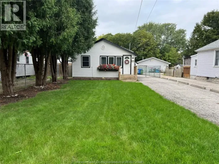 1553 SOUTH CAMERON, Windsor