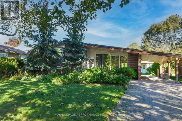 1554 CHOMLEY CRESCENT, Ottawa