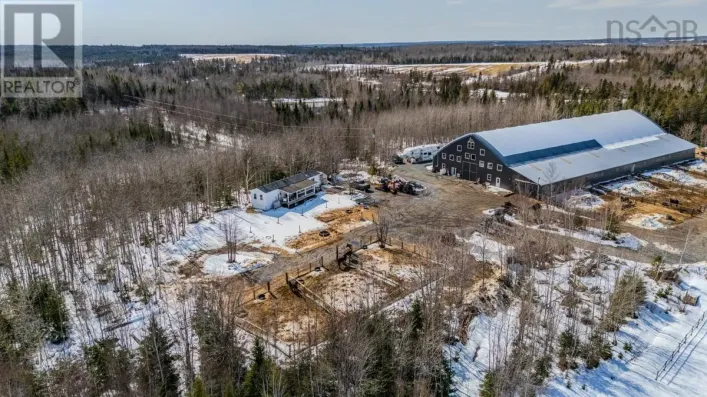 1554 PLEASANT VALLEY Road, Pleasant Valley