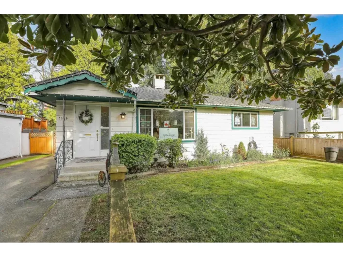 1554 STEVENS STREET, White Rock