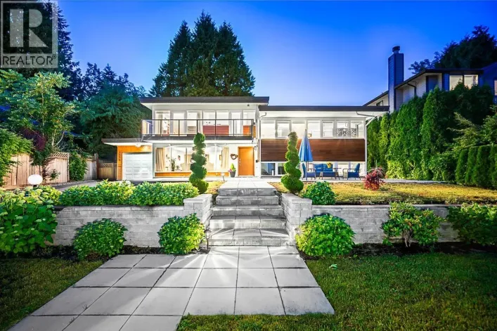 1555 LAWSON AVENUE, West Vancouver