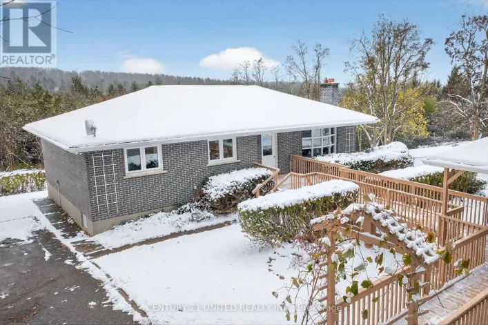 1555 STEWART LINE, Cavan Monaghan