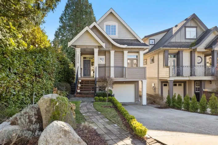 15556 GOGGS AVENUE, White Rock