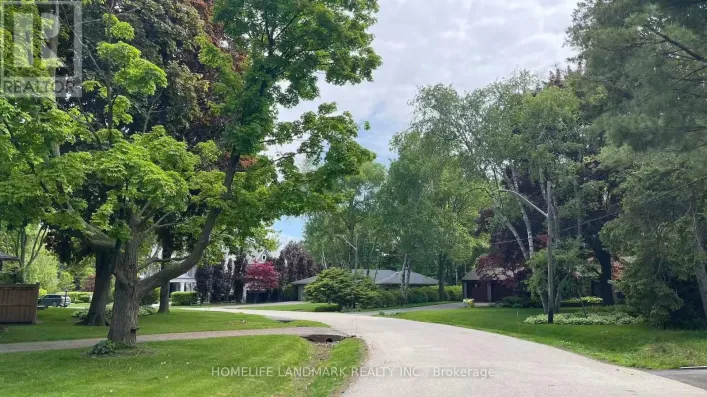 1556 CRESTVIEW AVENUE, Mississauga