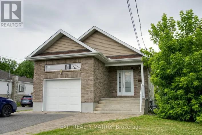 1557 BELCOURT BOULEVARD, Ottawa