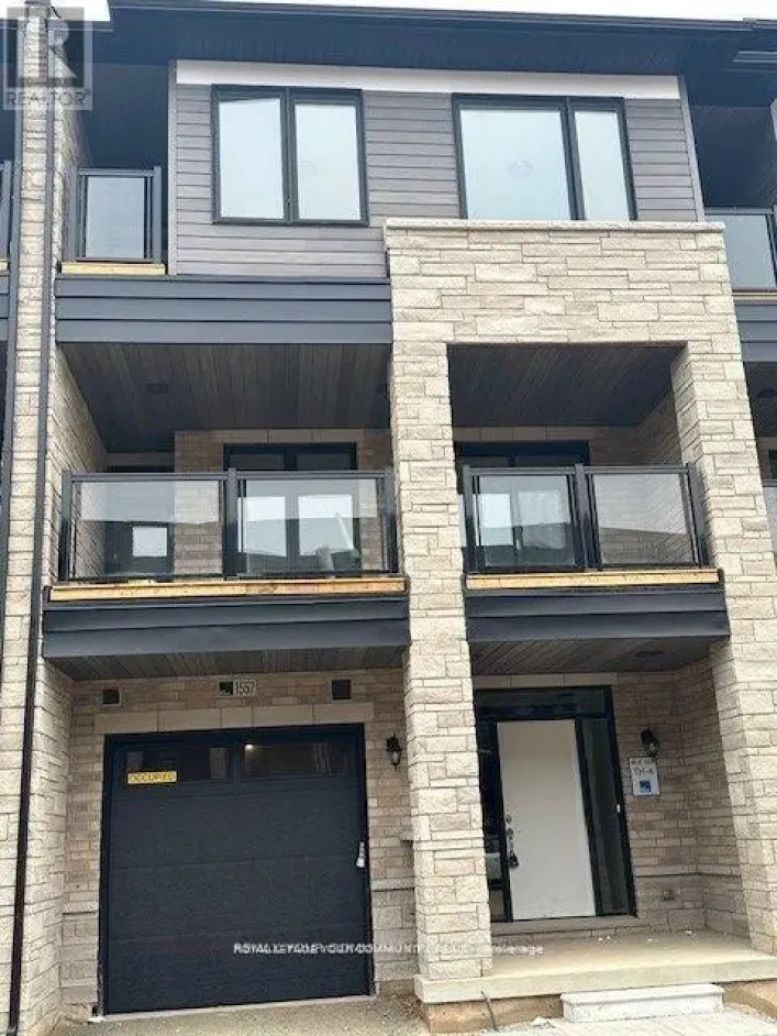 1557 MOONSEED PLACE E, Milton