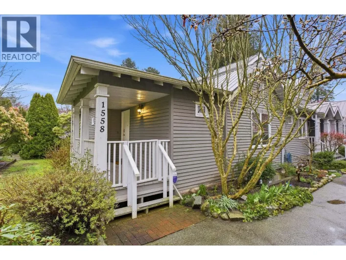 1558 BOWSER AVENUE, North Vancouver