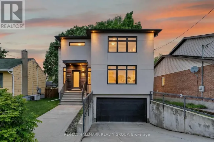 1559 QUEENSDALE AVENUE, Ottawa