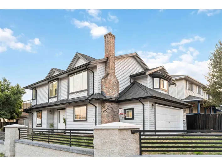 15598 ROPER AVENUE, White Rock