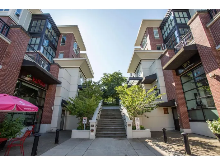 156 2950 KING GEORGE BOULEVARD, Surrey