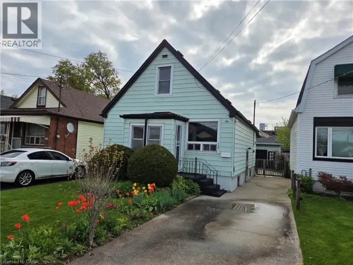 156 ADELINE Avenue, Hamilton