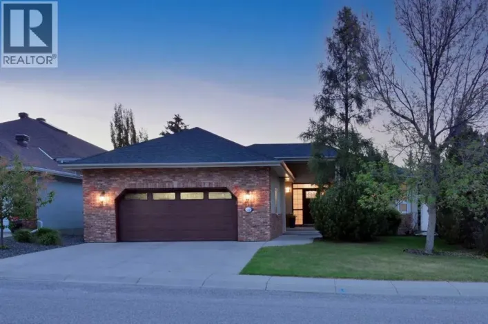 156 Christie Park View SW, Calgary