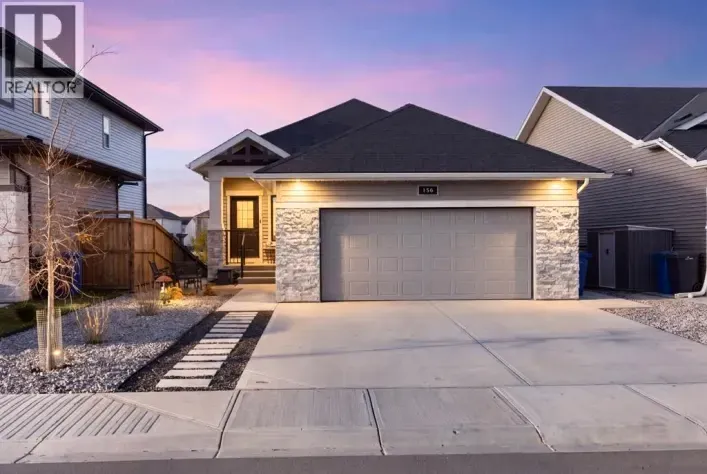 156 Knight Avenue, Crossfield