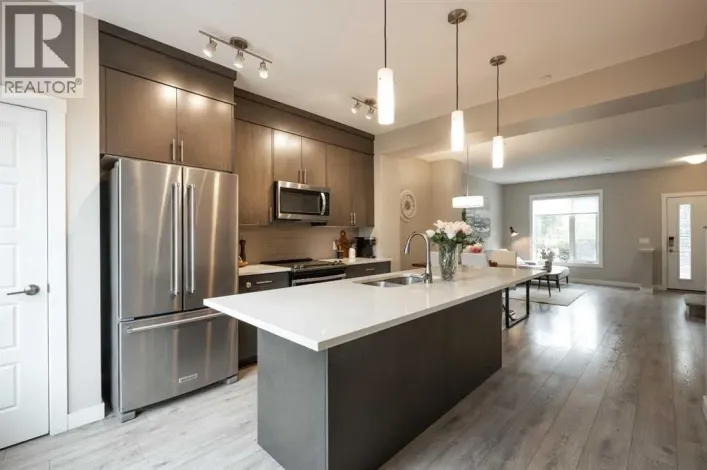 156 Livingston Common NE, Calgary