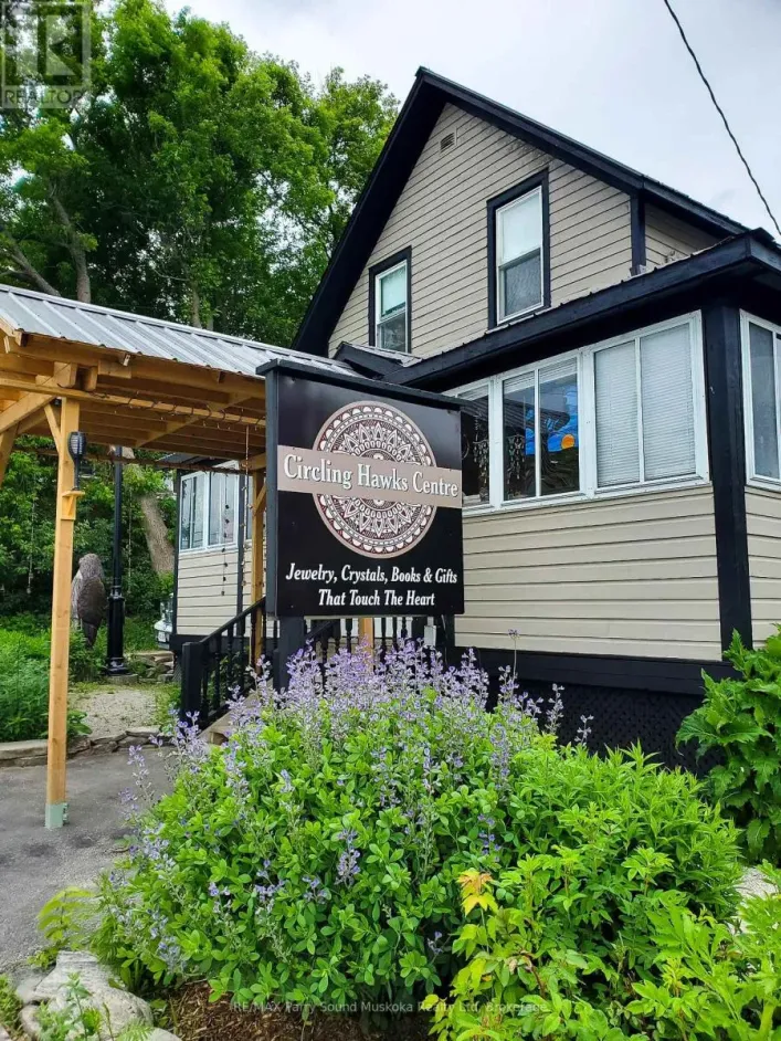 156 ONTARIO STREET, Burk's Falls