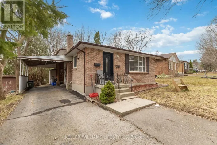 156 PAPERBIRCH CRESCENT, London North
