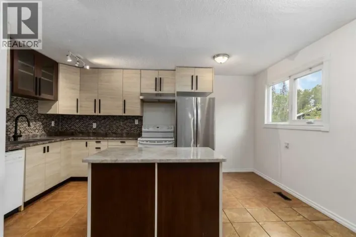 156 Rock Bay, Fort McMurray