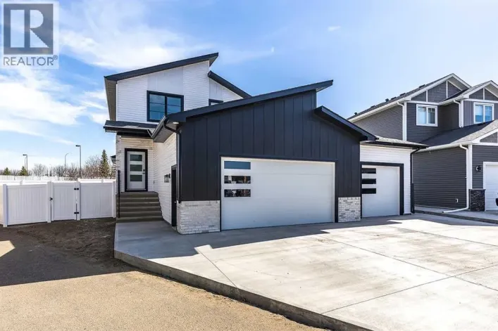 156 Somerset Way SE, Medicine Hat