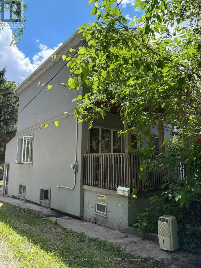 156 VARSITY ROAD, Toronto