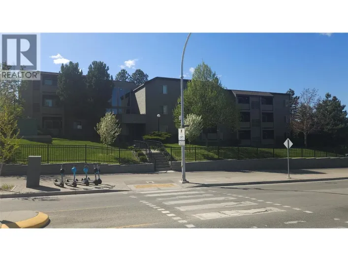 1560 Summit Drive Unit# 348, Kamloops