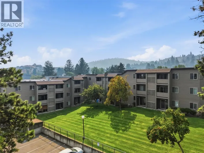 1560 Summit Drive Unit# 348, Kamloops