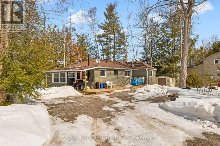 1561 CRYSTAL LAKE ROAD, Trent Lakes