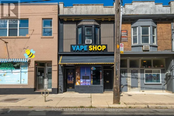 1562 QUEEN STREET E, Toronto