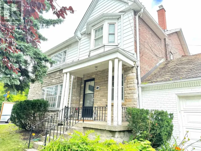 1563 BATHURST STREET, Toronto