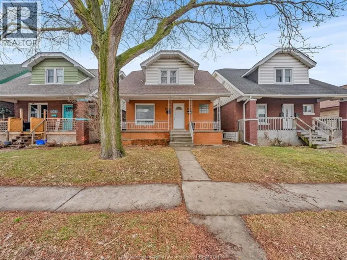 1563-1565 LILLIAN AVENUE, Windsor