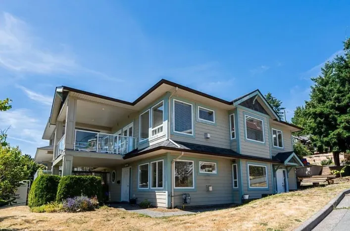 15645 PACIFIC AVENUE, White Rock