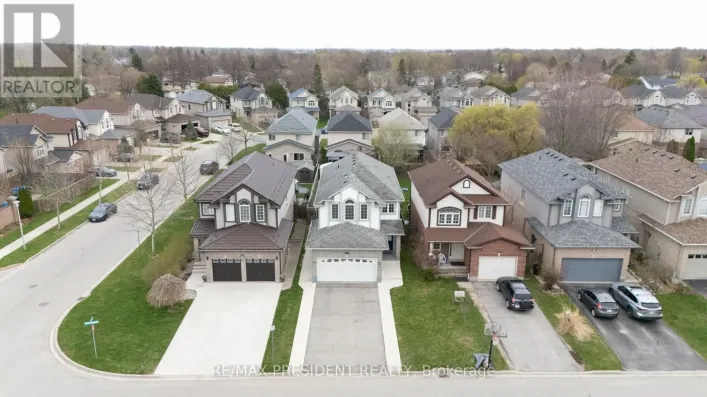 1565 MICKLEBOROUGH COURT, London North