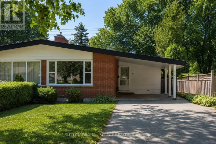 1566 NAIRN AVENUE, London East