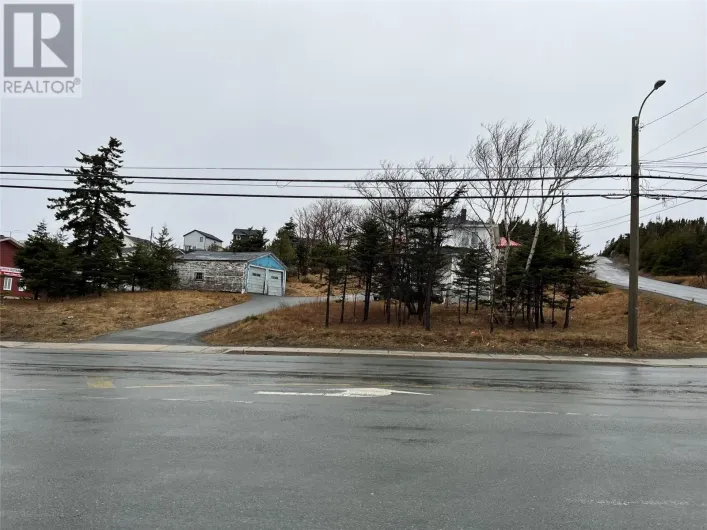 1566 Topsail Road, Paradise