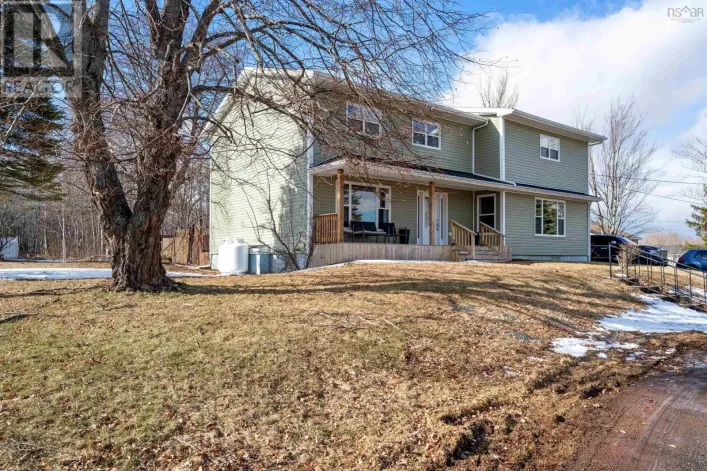 1568 North Main Street, Westville