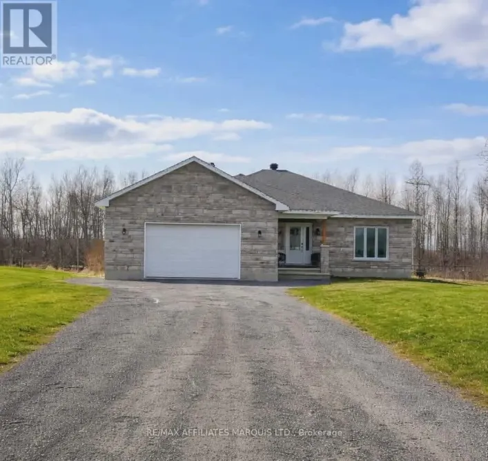 15683 COUNTY ROAD 43 ROAD, North Stormont