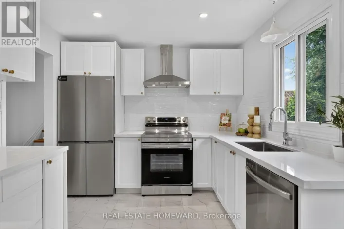 1569 REDWOOD DRIVE, Peterborough
