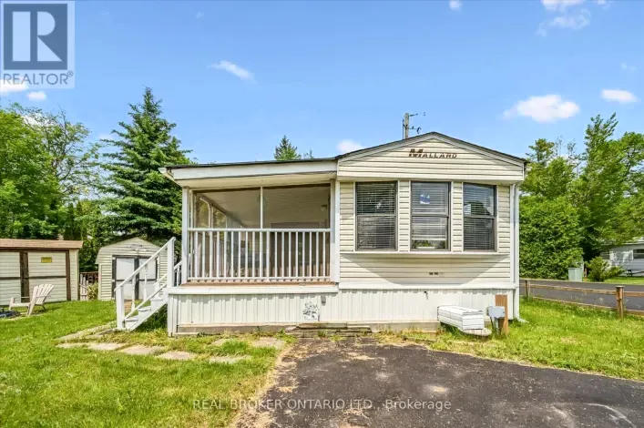 Mobile Home for sale: 157 CEDAR CRESCENT, Centre Wellington