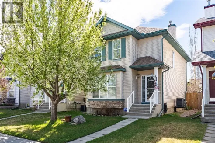 157 Cranberry Square SE, Calgary