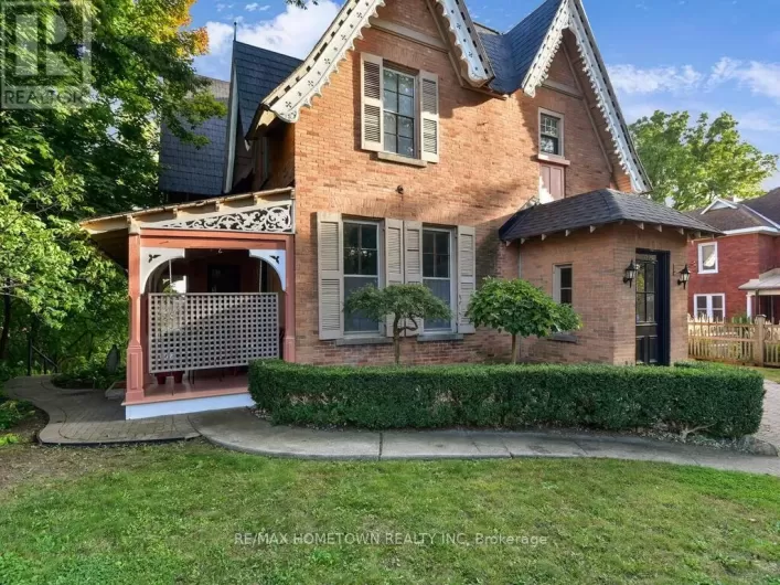 157 DIBBLE STREET W, Prescott