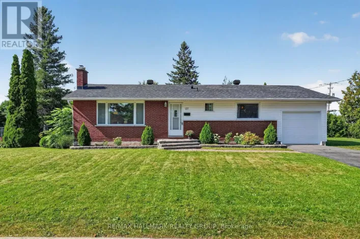 157 LACROIX AVENUE, Ottawa