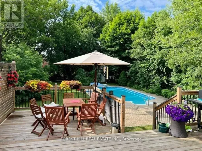 157 NORTHWOOD DRIVE, Toronto