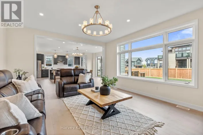 157 SPRINGSIDE CRESCENT, Blue Mountains