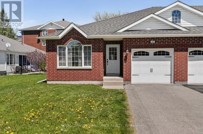 157 STEACY GARDENS E, Brockville