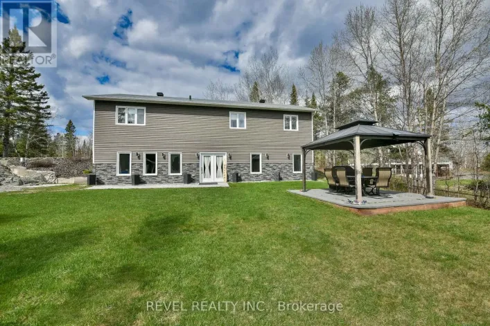 1570 GOLD MINE ROAD, Timmins