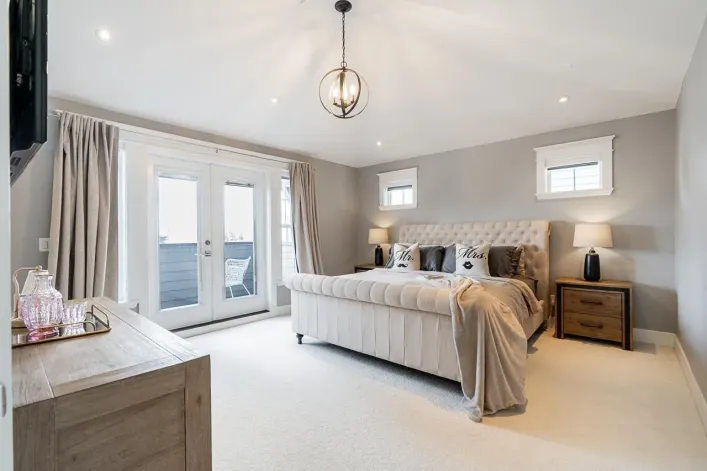 15708 MOUNTAIN VIEW DRIVE, Surrey